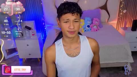 ette online show from March 24, 7:30 pm