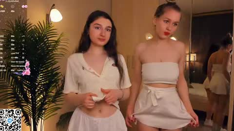 Kira and Kamila online show from February 27, 7:47 pm