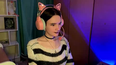 Snapshot of eunabiddlecome chatting on March 12, 11:05 am Kate online show from March 12, 11:05 am