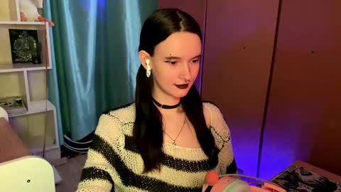 Snapshot of eunabiddlecome chatting on March 15, 11:05 am Kate online show from March 15, 11:05 am