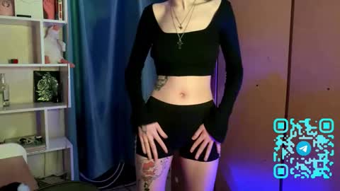 Snapshot of eunabiddlecome chatting on March 28, 1:22 pm Kate online show from March 28, 1:22 pm