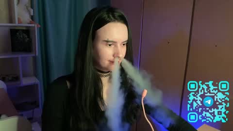 Snapshot of eunabiddlecome chatting on April 1, 1:41 pm Kate online show from April 1, 1:41 pm