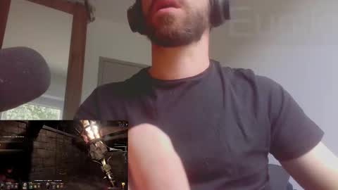 Snapshot of eunile chatting on October 4, 2:26 pm eunile online show from October 4, 2:26 pm