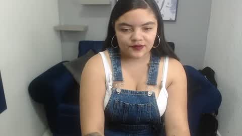 Snapshot of euphoriabigass chatting on July 15, 2:11 pm euphoriabigass online show from July 15, 2:11 pm