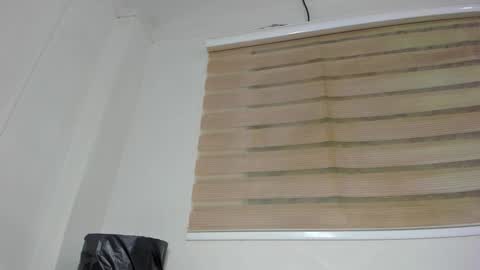 andres carlos  and sexy girl Valentina  and Poala online show from January 8, 1:46 pm