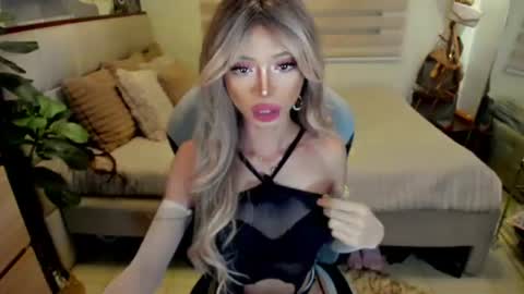 euphoric_goddess online show from July 25, 7:00 pm