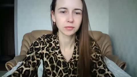 eva00186 online show from December 12, 12:12 pm