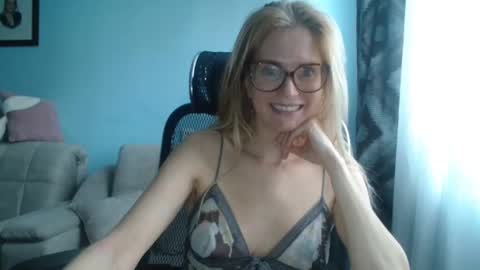 eva2323 online show from January 20, 8:09 am