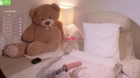 Eva  next show  8pm CEST AMST online show from January 11, 12:18 pm