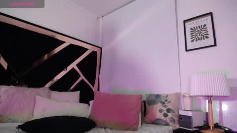 Snapshot of eva_45love chatting on March 7, 10:45 am Eva online show from March 7, 10:45 am