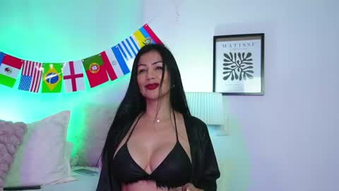 Snapshot of eva_45love chatting on June 16, 11:02 am Eva online show from June 16, 11:02 am