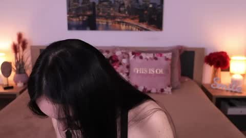 Snapshot of eva__si chatting on May 31, 6:42 am Eva online show from May 31, 6:42 am