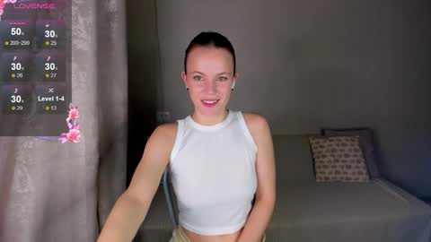 eva_aaaa online show from March 7, 2:52 am