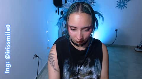 Snapshot of eva_brooks1 chatting on December 11, 1:15 am Iris Smile independent model online show from December 11, 1:15 am