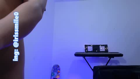 Snapshot of eva_brooks1 chatting on January 2, 1:38 am Iris Smile independent model online show from January 2, 1:38 am