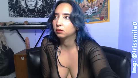 Snapshot of eva_brooks1 chatting on March 10, 4:28 am Iris Smile independent model online show from March 10, 4:28 am