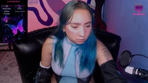 Snapshot of eva_brooks1 chatting on September 28, 8:14 pm Iris Smile independent model online show from September 28, 8:14 pm