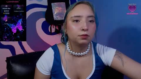 Snapshot of eva_brooks1 chatting on October 2, 12:06 am Iris Smile independent model online show from October 2, 12:06 am