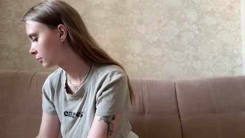 Eva Calvin online show from June 25, 5:12 am