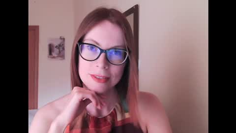 Snapshot of eva_cutesmile chatting on June 20, 7:05 pm Eva online show from June 20, 7:05 pm