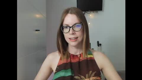 Snapshot of eva_cutesmile chatting on July 28, 7:39 pm Eva online show from July 28, 7:39 pm