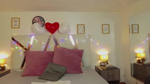 EVA DAEMON  online show from February 18, 11:22 am