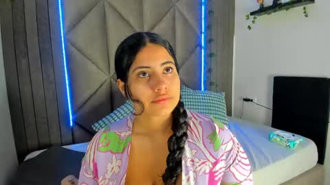 Snapshot of eva_daemon chatting on April 18, 11:58 am EVA DAEMON online show from April 18, 11:58 am