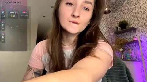 Snapshot of eva_elfis chatting on October 24, 9:44 pm Eva online show from October 24, 9:44 pm