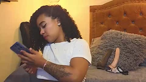 Eva Foxs  online show from December 14, 1:55 am