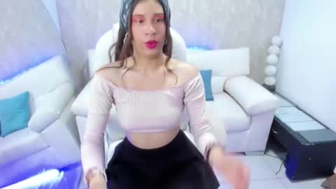 eva_hells online show from September 16, 7:37 pm