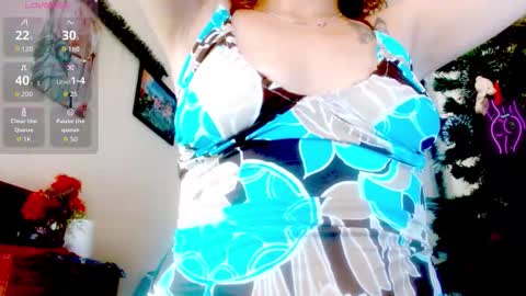 Snapshot of eva_hoot1 chatting on November 25, 3:34 pm EVA online show from November 25, 3:34 pm