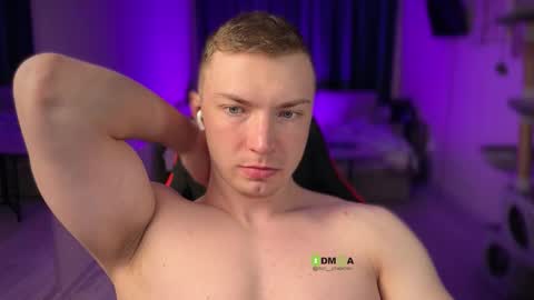 Snapshot of eva_iron chatting on February 13, 8:49 pm Eva and Iron online show from February 13, 8:49 pm