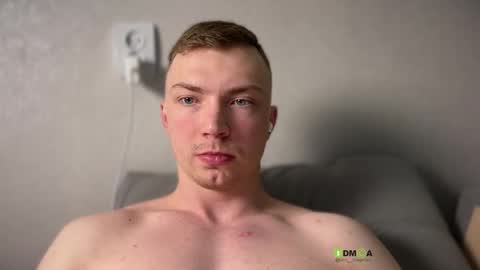 Snapshot of eva_iron chatting on March 18, 9:29 pm Eva and Iron online show from March 18, 9:29 pm