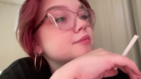 Snapshot of eva_kittenn chatting on March 13, 1:07 pm eva_kittenn online show from March 13, 1:07 pm