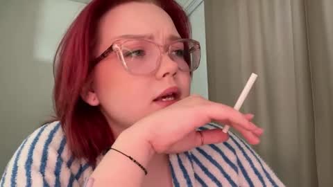 Snapshot of eva_kittenn chatting on May 20, 3:07 pm eva_kittenn online show from May 20, 3:07 pm