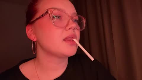 Snapshot of eva_kittenn chatting on May 28, 9:56 pm eva_kittenn online show from May 28, 9:56 pm