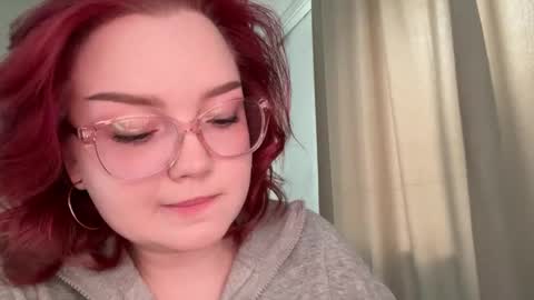 Snapshot of eva_kittenn chatting on May 29, 12:14 pm eva_kittenn online show from May 29, 12:14 pm