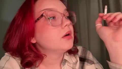 Snapshot of eva_kittenn chatting on June 1, 5:03 pm eva_kittenn online show from June 1, 5:03 pm