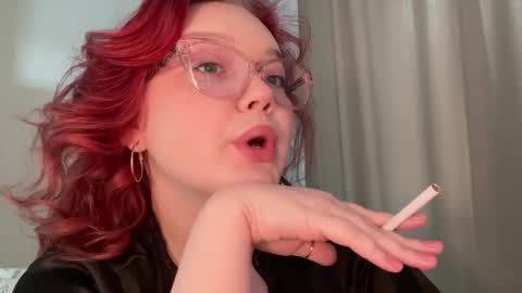 Snapshot of eva_kittenn chatting on June 2, 1:46 pm eva_kittenn online show from June 2, 1:46 pm