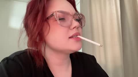 Snapshot of eva_kittenn chatting on June 8, 12:27 pm eva_kittenn online show from June 8, 12:27 pm