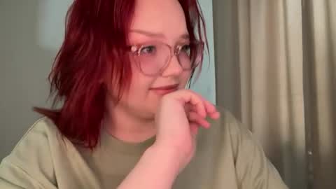 Snapshot of eva_kittenn chatting on June 14, 12:40 pm eva_kittenn online show from June 14, 12:40 pm