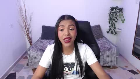 Eva  online show from February 10, 3:54 am