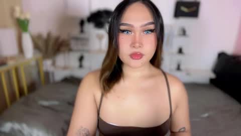 Queen Eva Mazikeen online show from March 23, 6:28 am