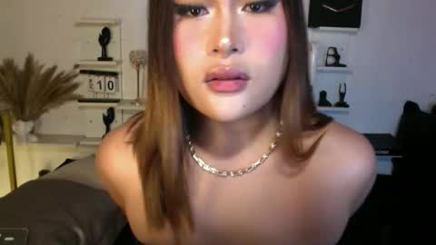 Queen Eva Mazikeen online show from June 10, 10:19 pm