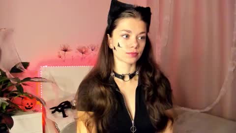 Eva online show from October 30, 9:00 am