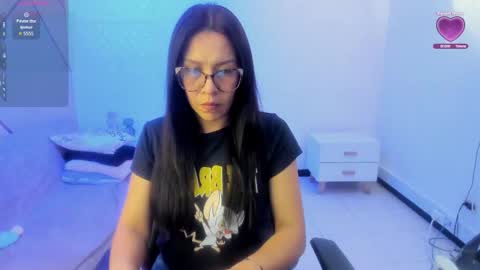 Eva  online show from February 17, 2:24 pm