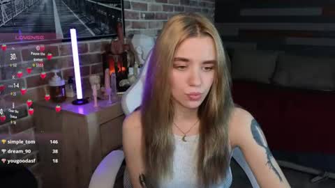 eva_mini online show from June 11, 2:53 am