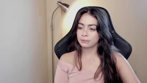 eva_monn online show from December 3, 8:28 pm