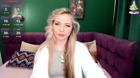 Snapshot of eva_moran chatting on April 5, 1:47 am Eva 3 online show from April 5, 1:47 am