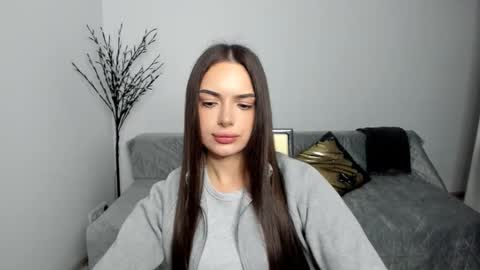 Eva online show from March 25, 6:14 pm